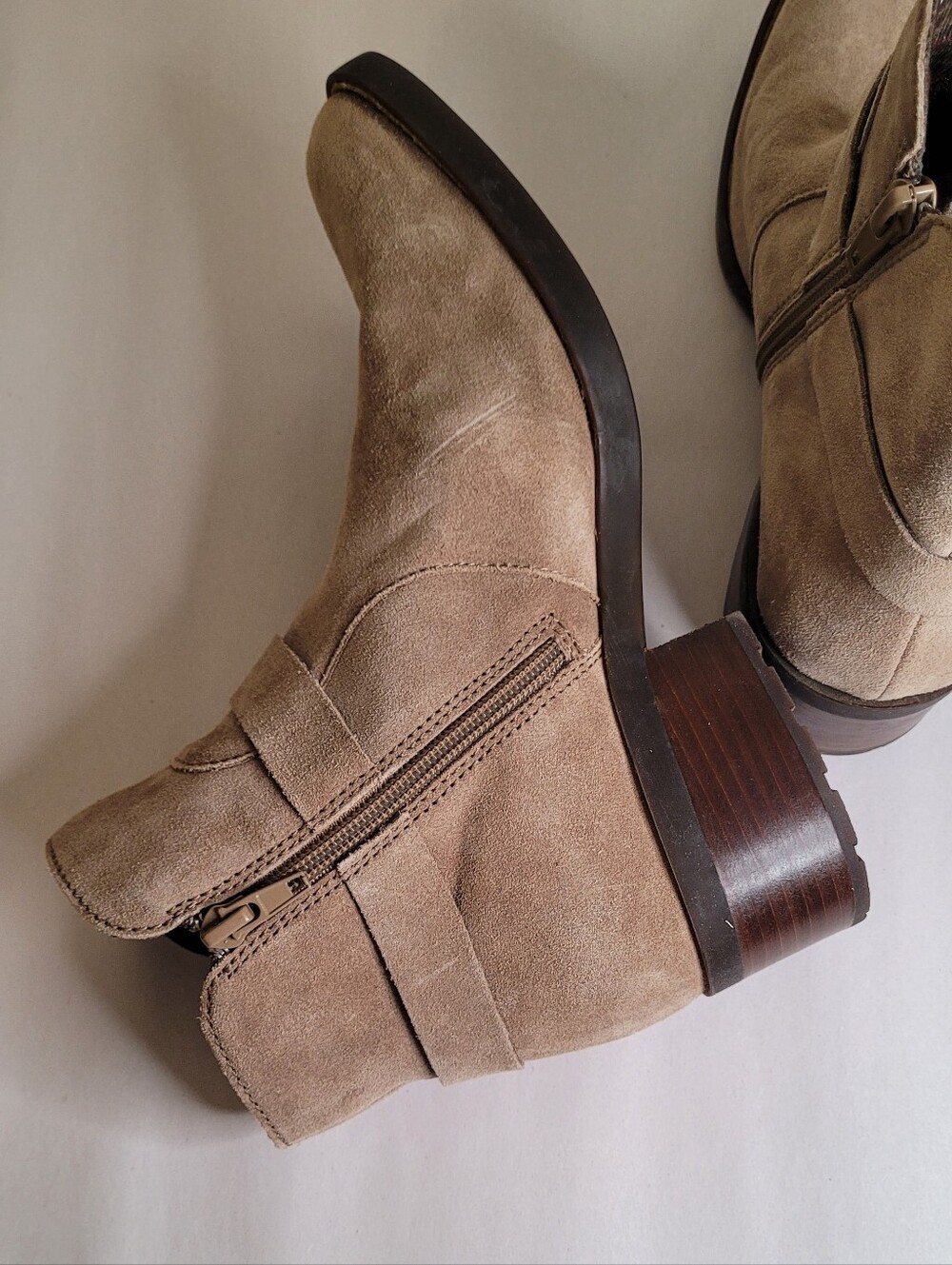 Born Tori Tan Suede Ankle Boots Size 8 - Picture 8 of 11
